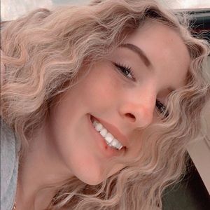 Meet your Posher, Hanna